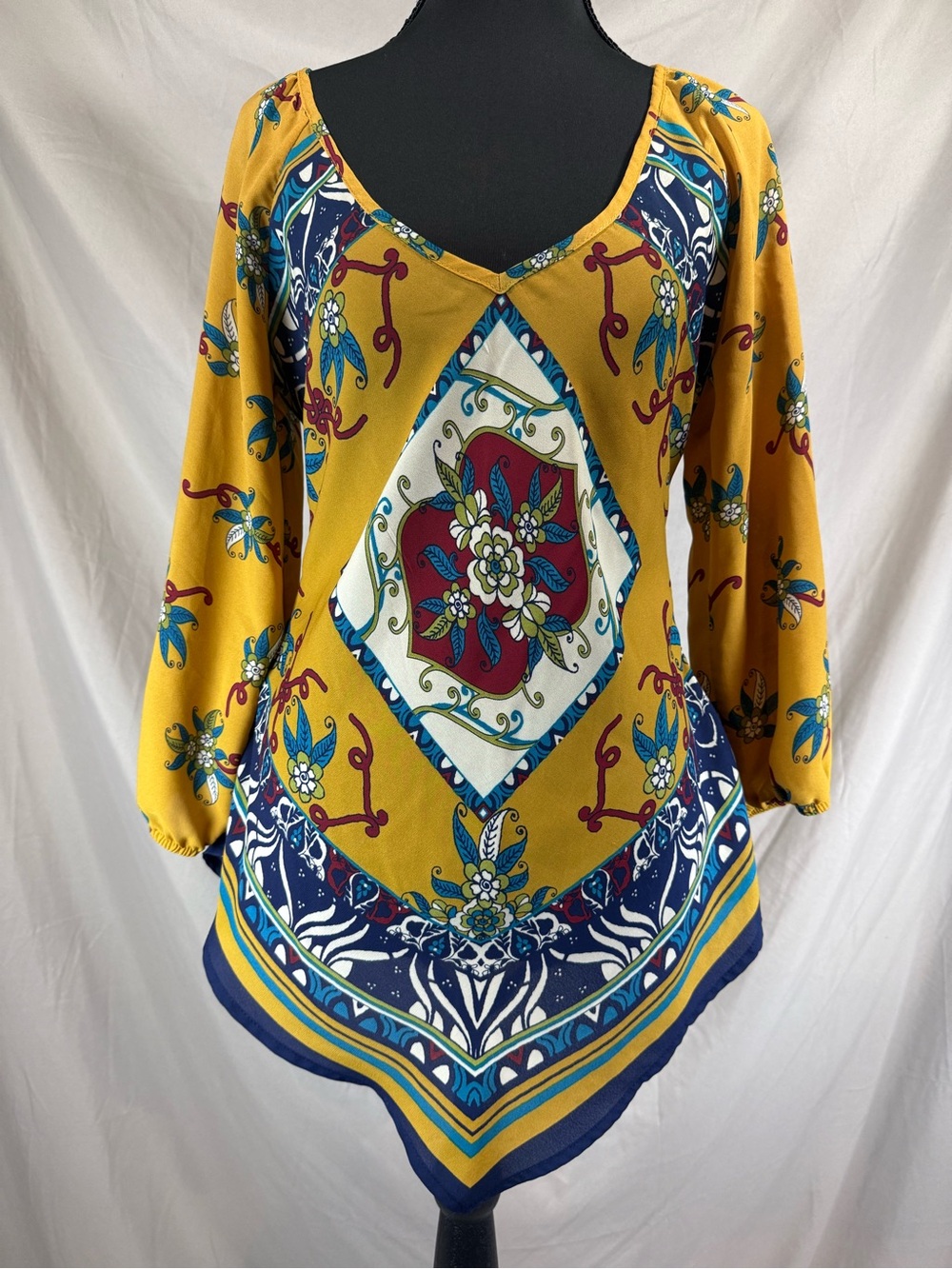 Heart Soul Bohemian Handkerchief Hem Tunic Top - Medium
